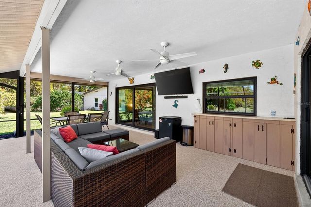 4964 CANDLEBUSH CIRCLE, Sarasota, FL 34241