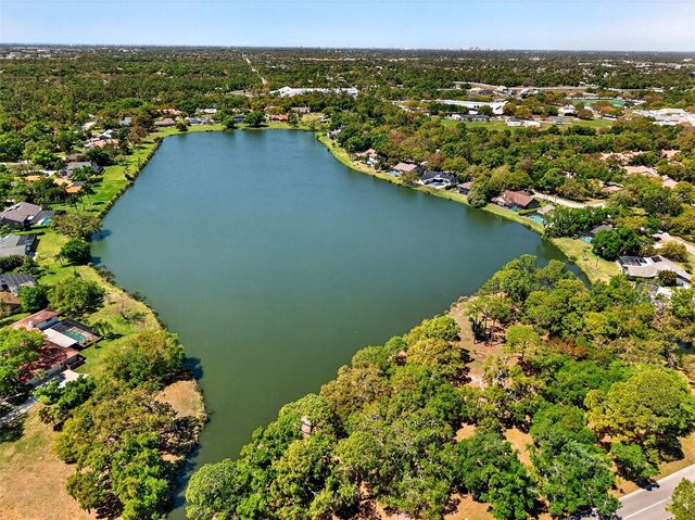 4964 CANDLEBUSH CIRCLE, Sarasota, FL 34241