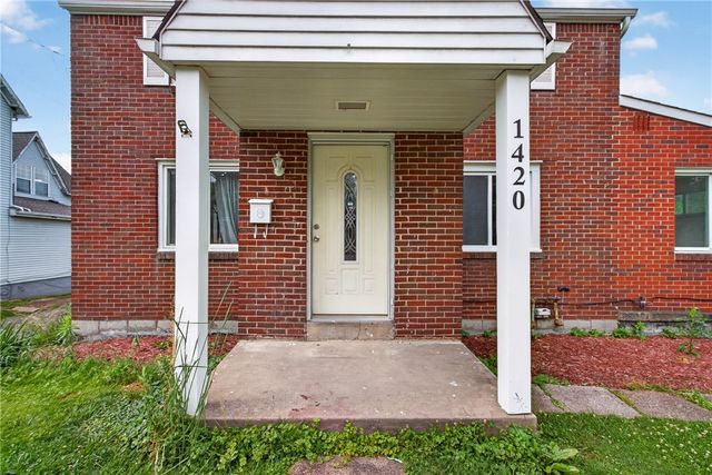 1420 Homestead Rd, Penn Hills, PA 15147