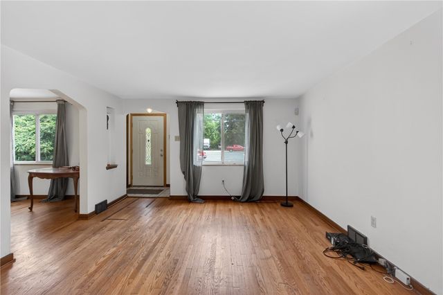 1420 Homestead Rd, Penn Hills, PA 15147