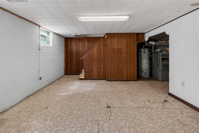 1420 Homestead Rd, Penn Hills, PA 15147