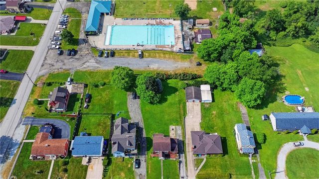 1420 Homestead Rd, Penn Hills, PA 15147