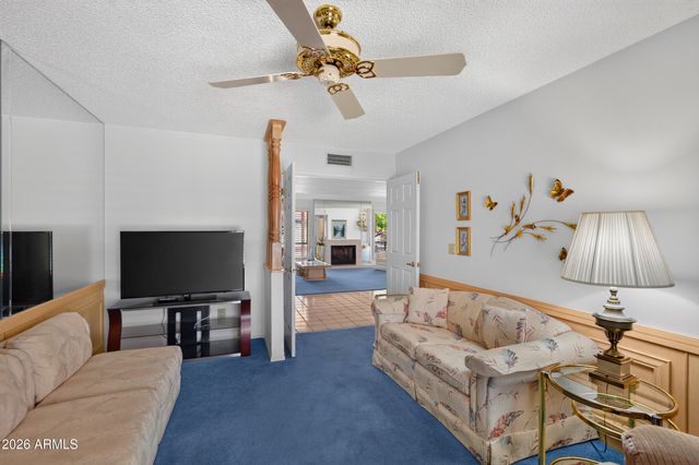 10422 E REGAL Drive, Sun Lakes, AZ 85248