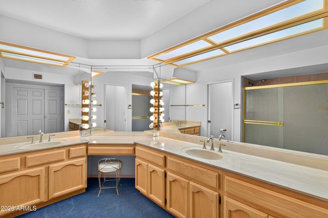 10422 E REGAL Drive, Sun Lakes, AZ 85248