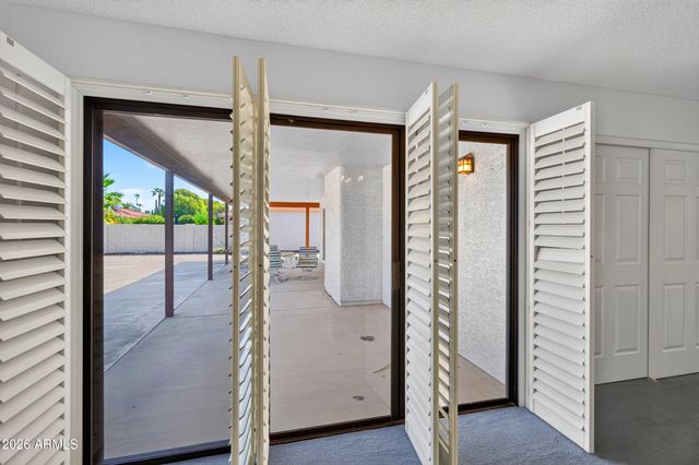 10422 E REGAL Drive, Sun Lakes, AZ 85248