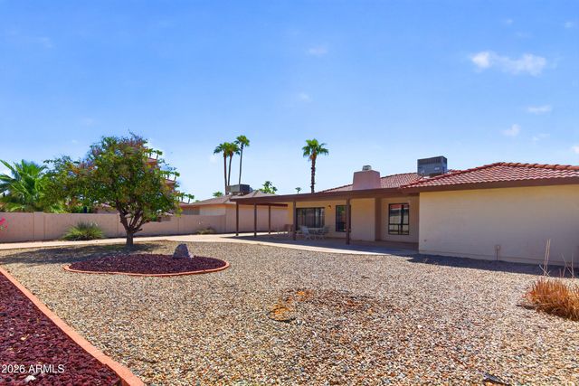 10422 E REGAL Drive, Sun Lakes, AZ 85248