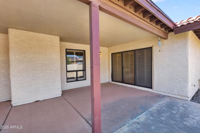 10422 E REGAL Drive, Sun Lakes, AZ 85248