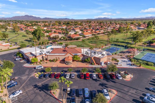 10422 E REGAL Drive, Sun Lakes, AZ 85248