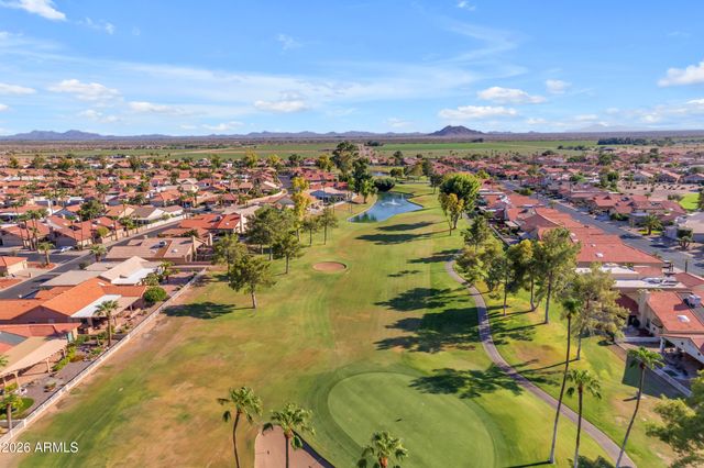 10422 E REGAL Drive, Sun Lakes, AZ 85248