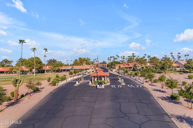 10422 E REGAL Drive, Sun Lakes, AZ 85248