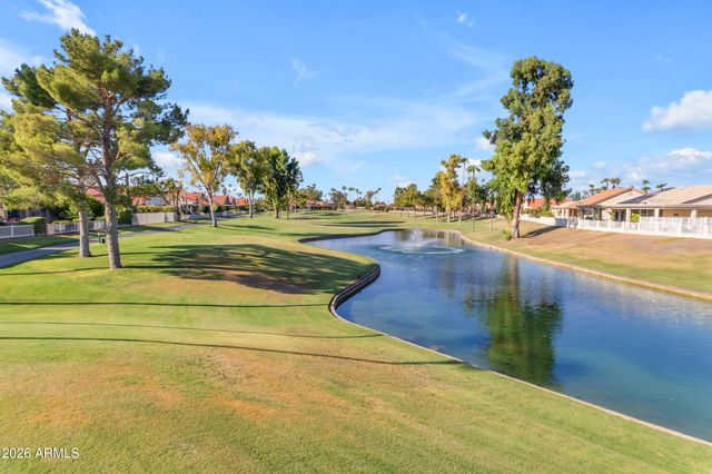 10422 E REGAL Drive, Sun Lakes, AZ 85248