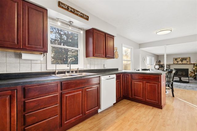 1713 Suffolk Avenue, Portage, MI 49024