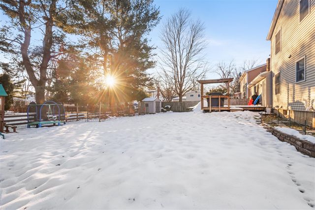 1713 Suffolk Avenue, Portage, MI 49024