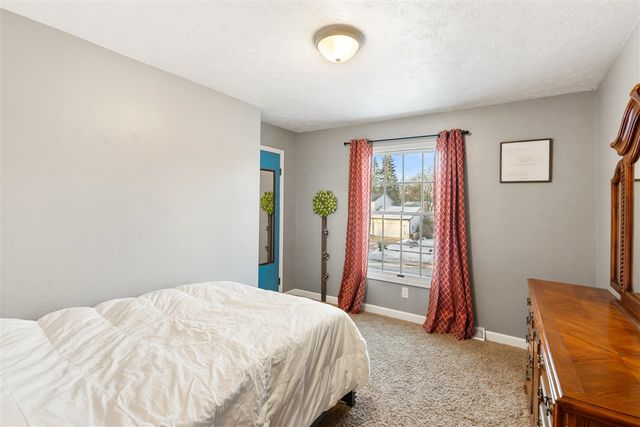 1713 Suffolk Avenue, Portage, MI 49024