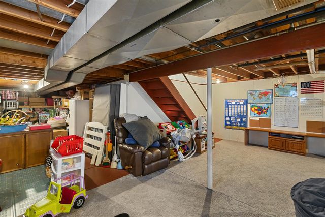 1713 Suffolk Avenue, Portage, MI 49024