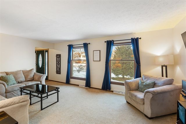 1713 Suffolk Avenue, Portage, MI 49024