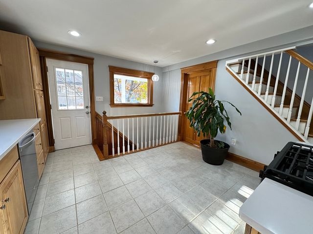 159 Boston Ave 2, Somerville, MA 02144