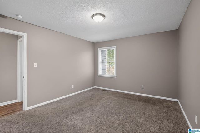 512 15TH AVENUE NW, Center Point, AL 35215