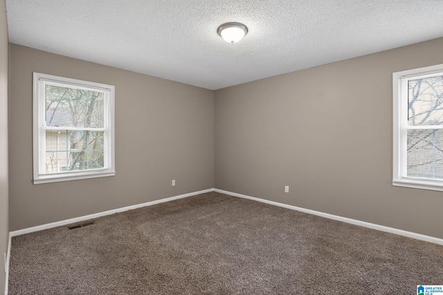 512 15TH AVENUE NW, Center Point, AL 35215