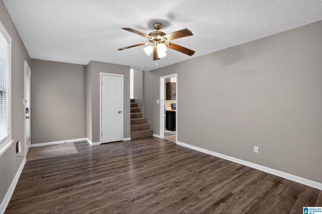 512 15TH AVENUE NW, Center Point, AL 35215