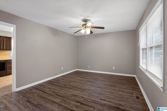 512 15TH AVENUE NW, Center Point, AL 35215