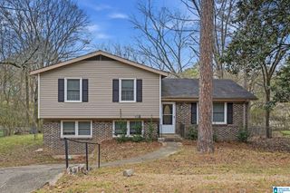 512 15TH AVENUE NW, Center Point, AL 35215