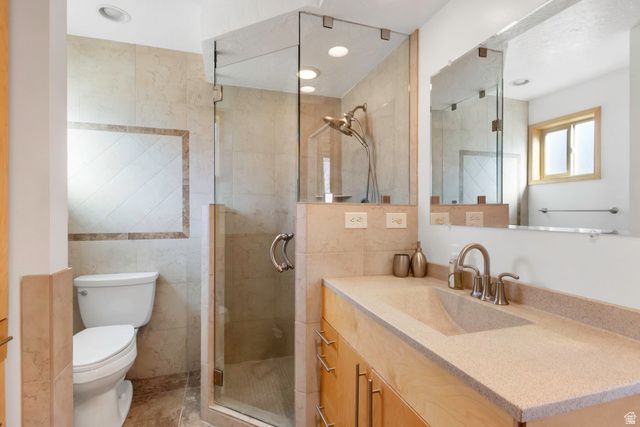 8711 S RUSTLER RD, Cottonwood Heights, UT 84093