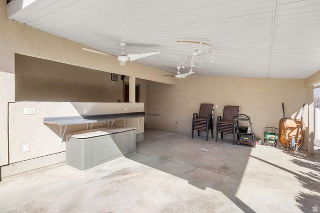 8711 S RUSTLER RD, Cottonwood Heights, UT 84093