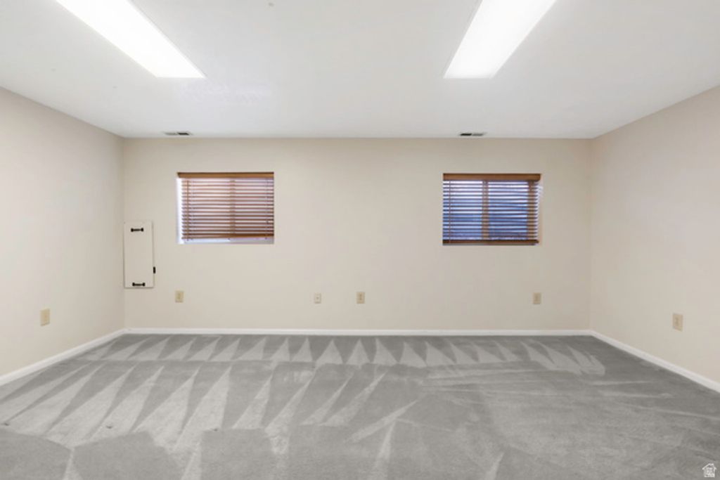 Image 32 of property listing at 8711 S RUSTLER RD, Cottonwood Heights, UT 84093