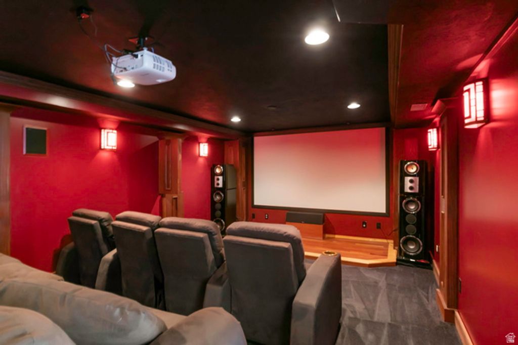 Image 43 of property listing at 8711 S RUSTLER RD, Cottonwood Heights, UT 84093