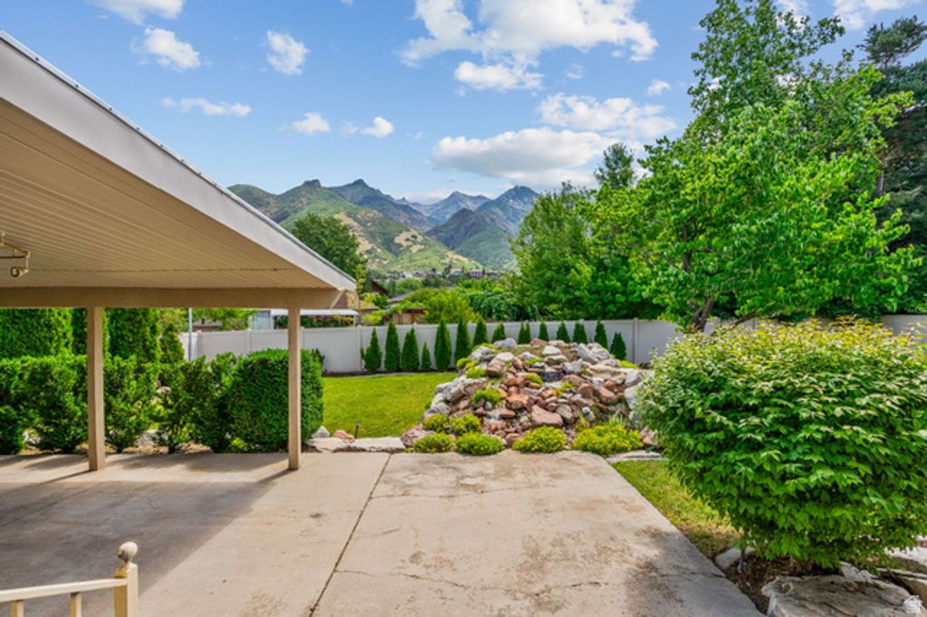 Image 47 of property listing at 8711 S RUSTLER RD, Cottonwood Heights, UT 84093