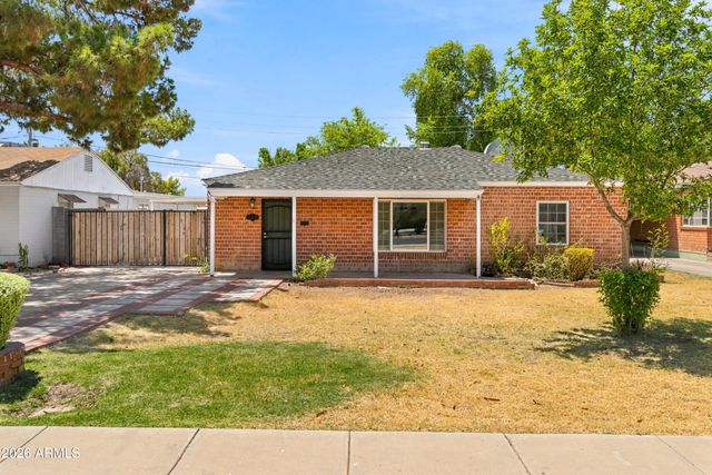 5913 W GARDENIA Avenue, Glendale, AZ 85301