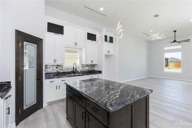 605 Juan Seguin Street, Weslaco, TX 78597