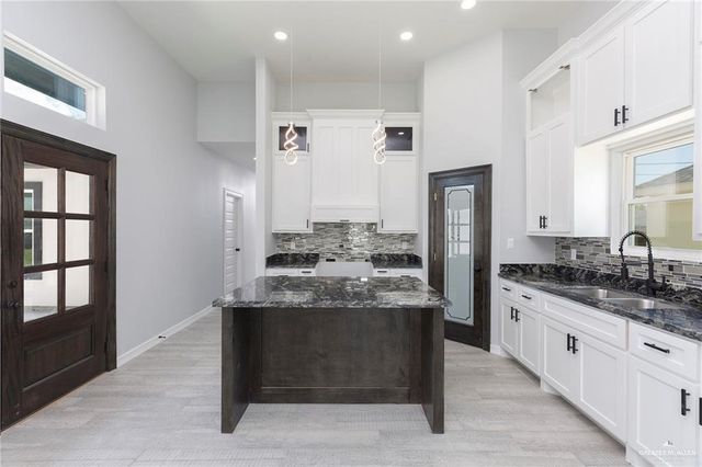 605 Juan Seguin Street, Weslaco, TX 78597