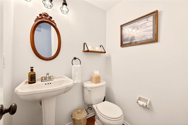 12 Spy Glass, South Bristol, NY 14424