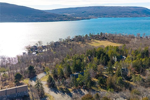 12 Spy Glass, South Bristol, NY 14424