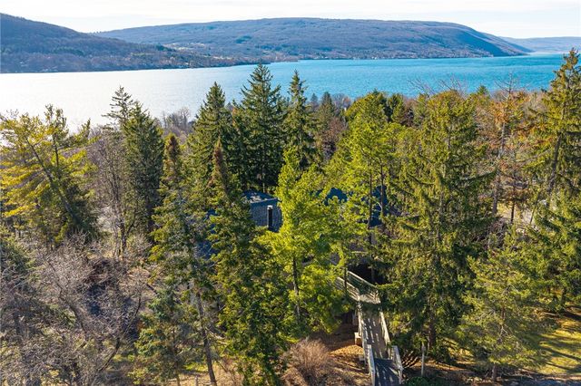 12 Spy Glass, South Bristol, NY 14424