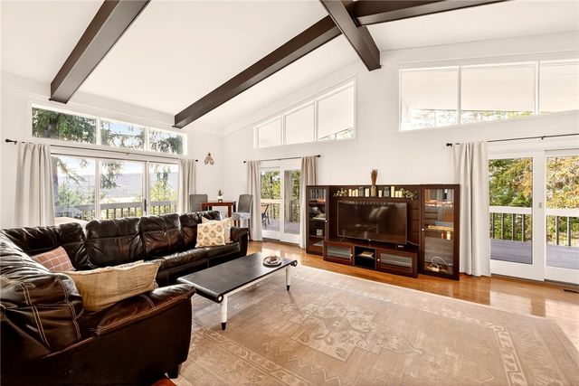 12 Spy Glass, South Bristol, NY 14424