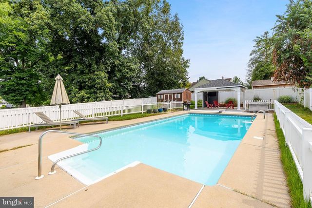 30 BUDD BLVD, West Deptford, NJ 08096