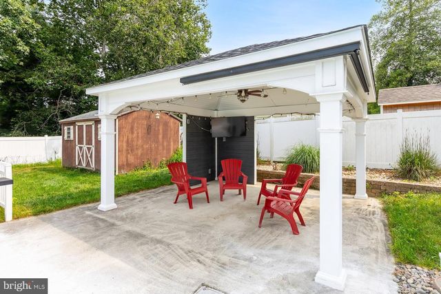30 BUDD BLVD, West Deptford, NJ 08096