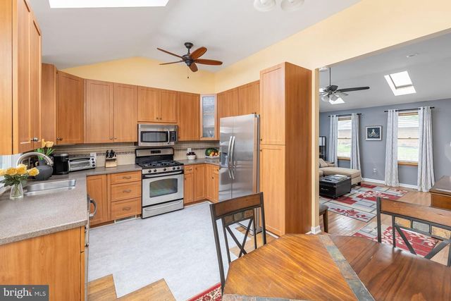 30 BUDD BLVD, West Deptford, NJ 08096