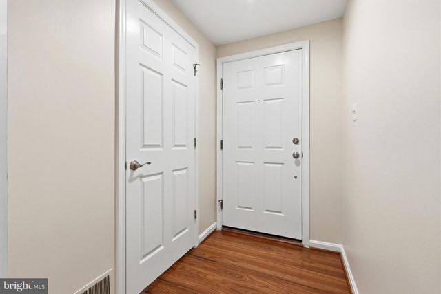 45605 IRON HORSE TER, Sterling, VA 20166