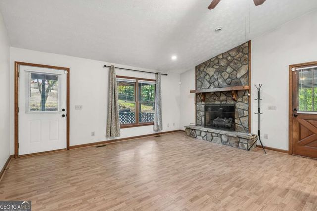 368 Still Hollow Road, Jasper, GA 30143