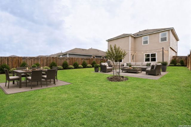 2943 FORSYTH CYN, Converse, TX 78109