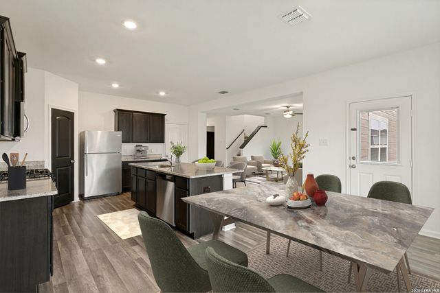2943 FORSYTH CYN, Converse, TX 78109