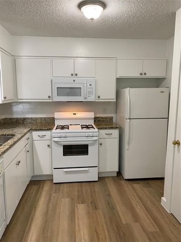 2305 Cedrick CV A, Austin, TX 78748