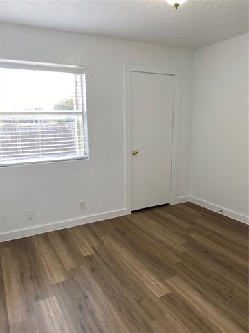 2305 Cedrick CV A, Austin, TX 78748