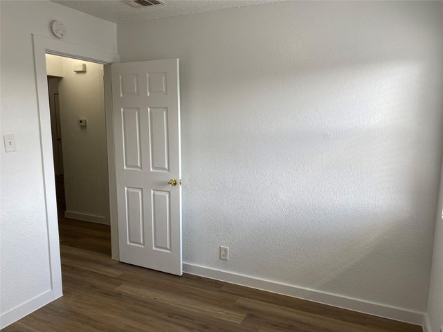 2305 Cedrick CV A, Austin, TX 78748