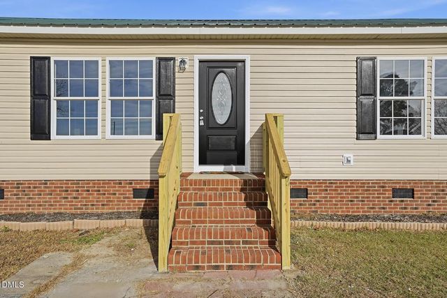 762 Share Cake Road, Clinton, NC 28328