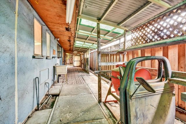 290 N Rengstorff Avenue, Mountain View, CA 94043